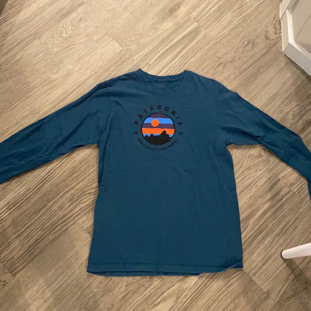 Patagonia long sleeve